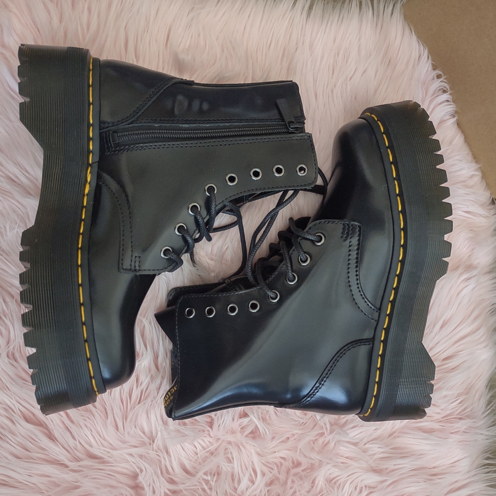 Dr. Martens Jadon Platform Ankle Boots Woman's 8